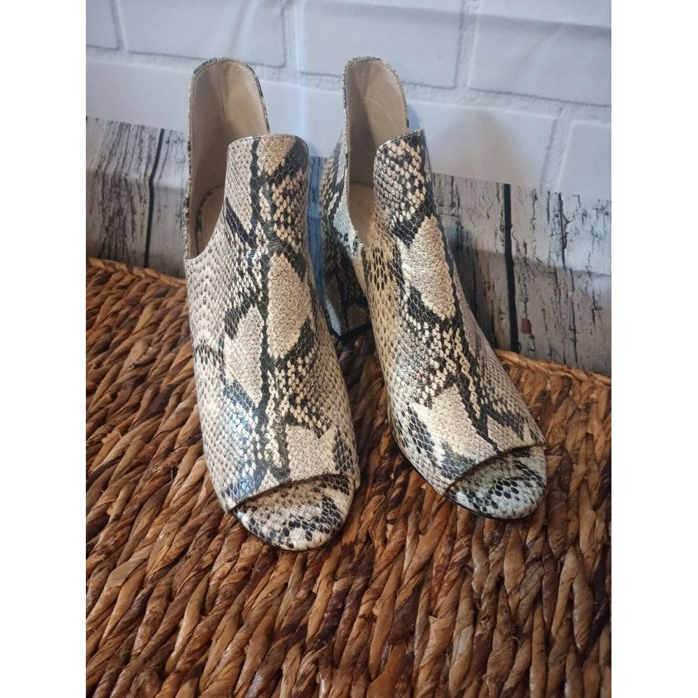 Cole Haan Electa Boottie In‎ Roccia Snake Print Leather Sz 7B- EUC